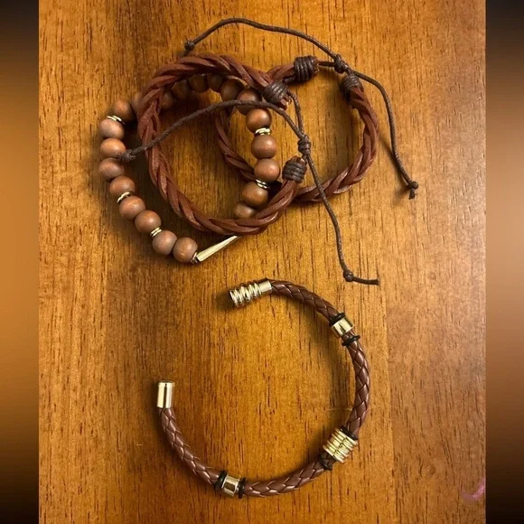 Bracelets - Picture 4 of 5